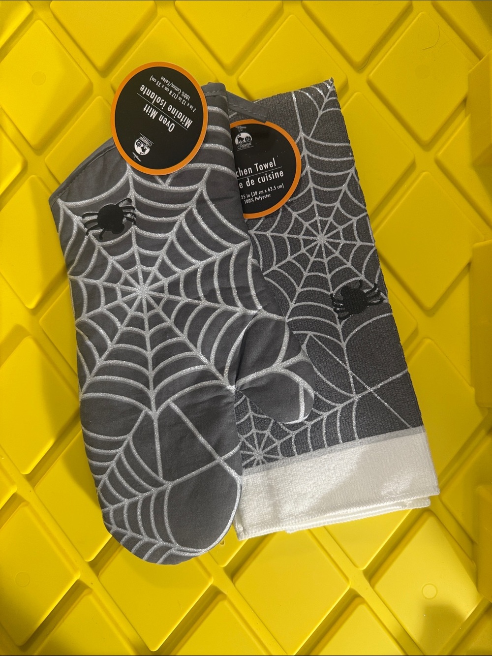 Halloween Cotton Oven Mitts - Orange, Gray, Black - (Brand) - Picture 4 of 5
